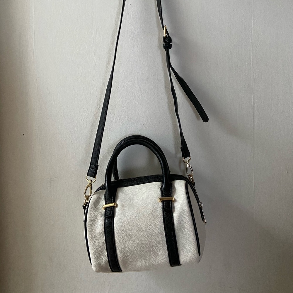 Used Forever 21 Black and White Crossbody Hand Bag
